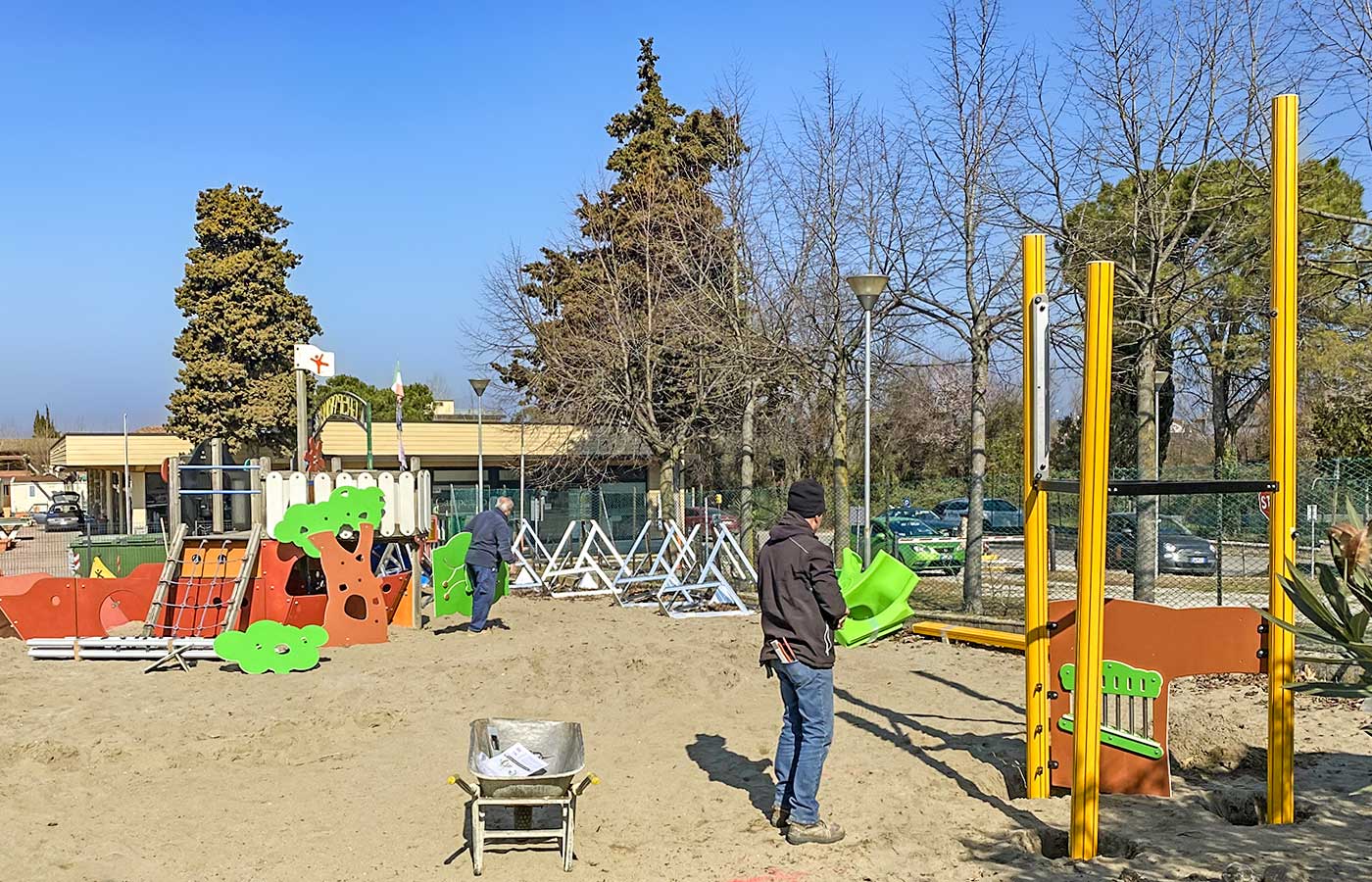 Progettazione Parco-Giochi Tematico per Bambini